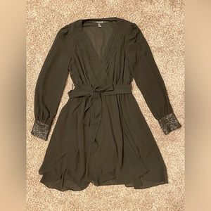 Forever21 women black long sleeve dress with beaded sleeve accent, size M
